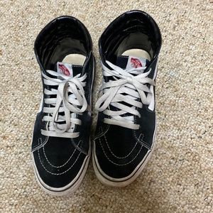 Womens high top sk8-Hi vans 8.5